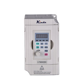 0.4KW - 1.5KW Single Phase Variable Frequency Drive Mở Loop Vector Control